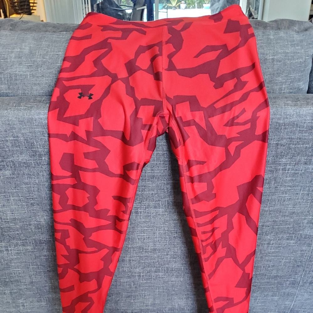 Under Armour Red Camo Cold Gear Compression Pants